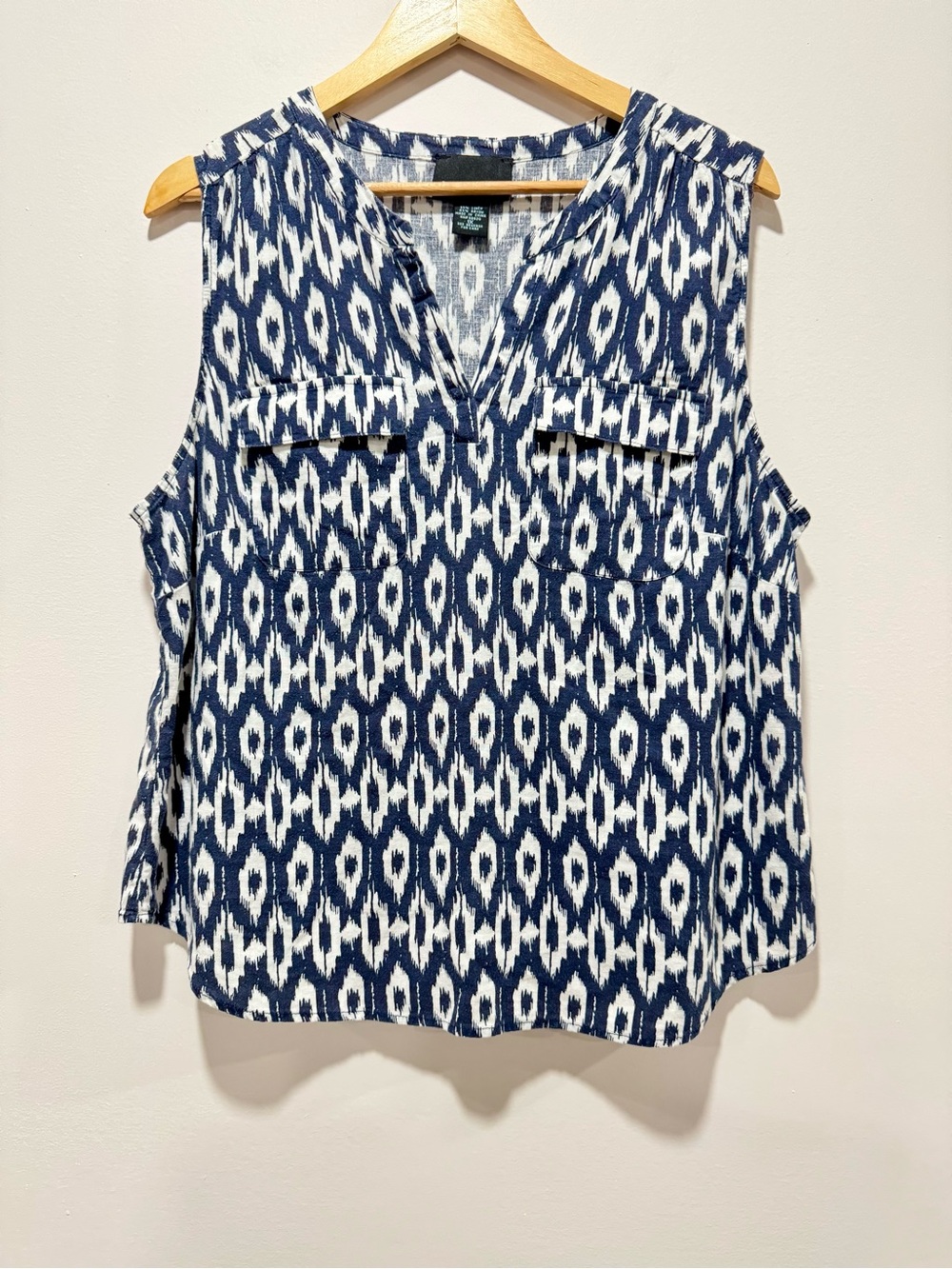 Cynthia Rowley Linen Blend Ikat Print Sleeveless Blouse Blue White Size 1X